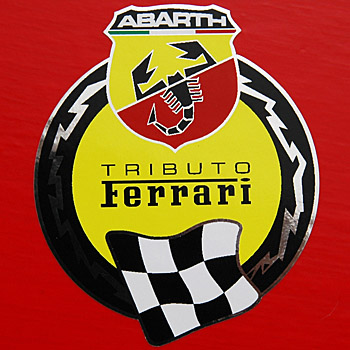 ABARTH 695 TRIBUTO Ferrariƥå(᥿Ĵ١)