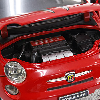 1/18 ABARTH 695 TRIBUTO Ferrariߥ˥奢ǥ