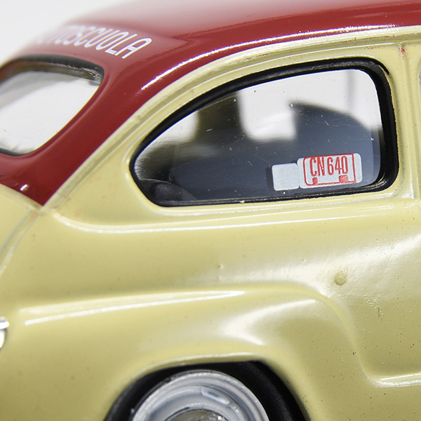 1/43 FIAT 600 Autoscuola UCCIߥ˥奢ǥ