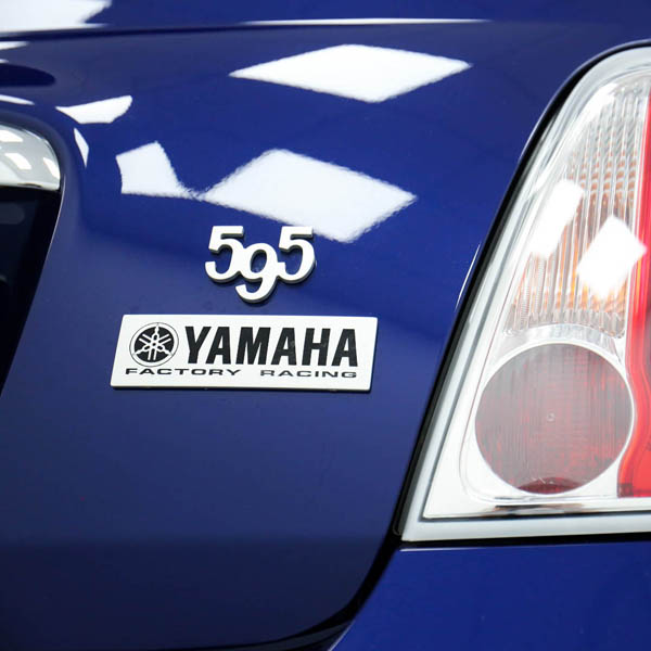 ABARTH595 YAMAHA FACTORY RACINGꥢ֥