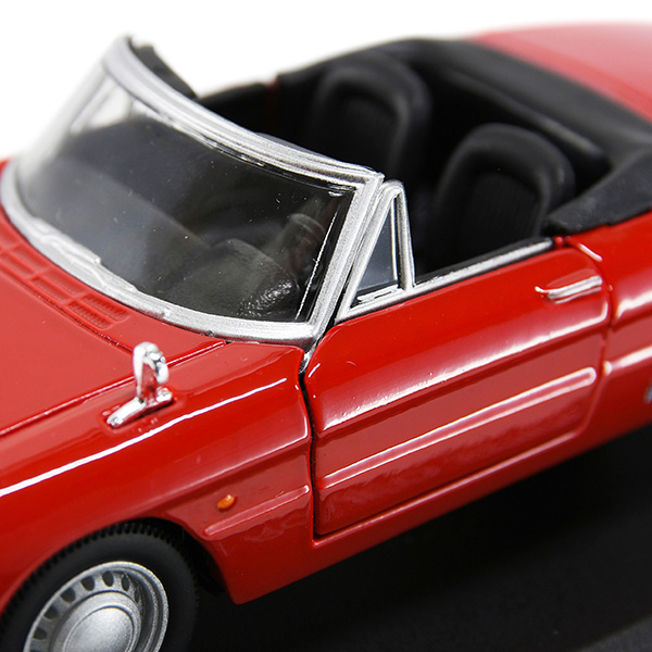 1/32 Alfa Romeo Spider Duettoߥ˥奢ǥ