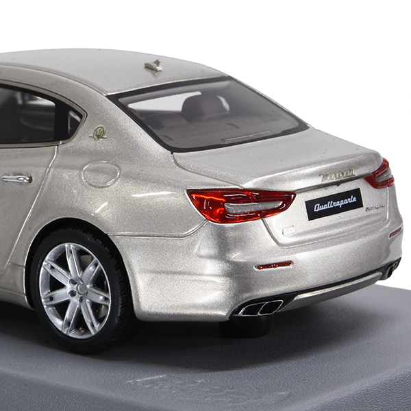 1/43 MASERATIQuattroporte Granlusso 2017ߥ˥奢ǥ Champagne By BBR